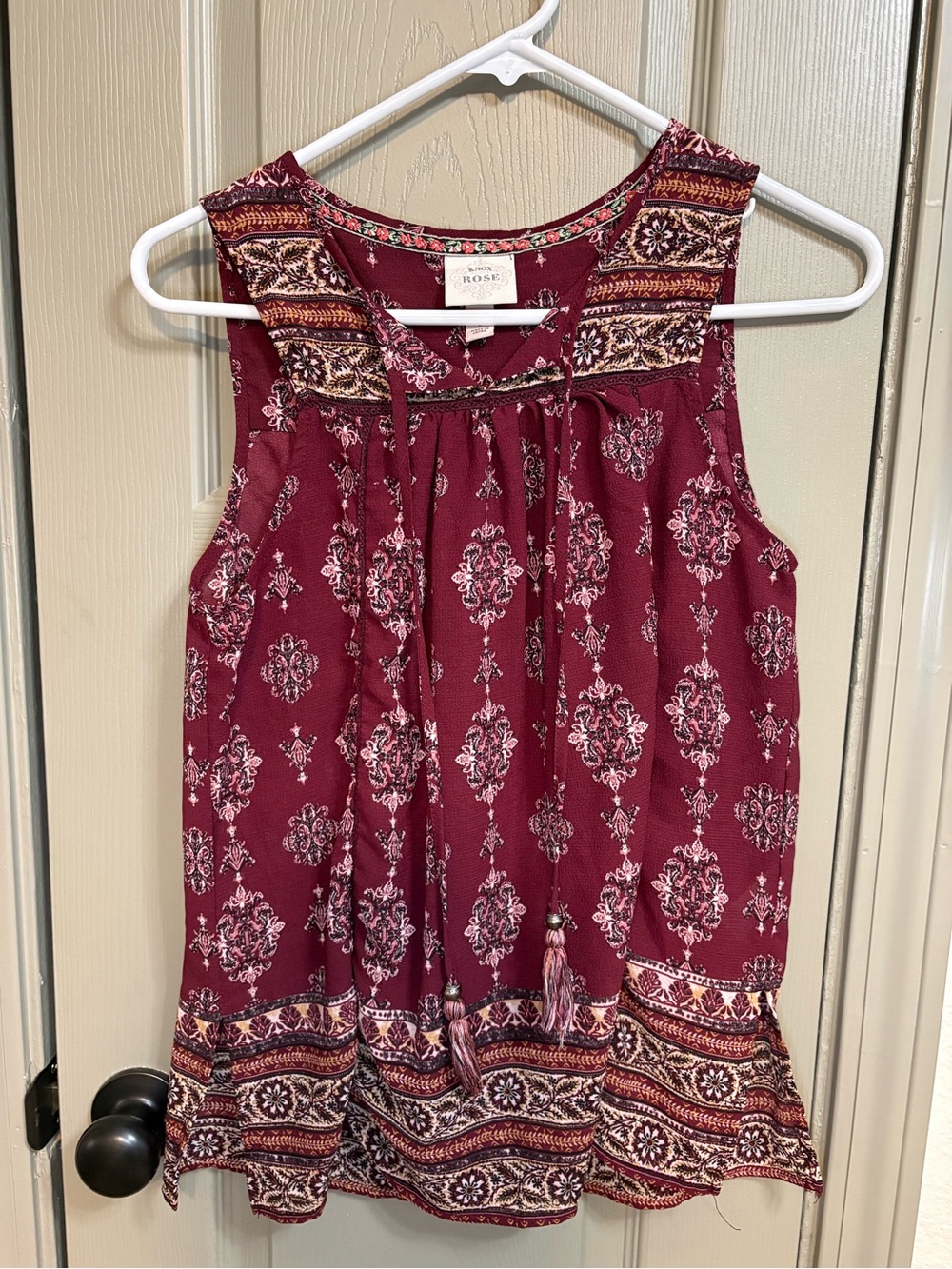 Knox Rose Burgundy Sleeveless Boho Print Tassel Top